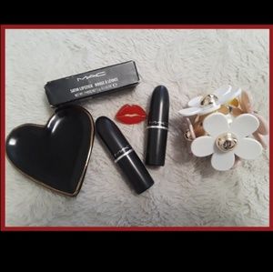 ITEMS SOLD 🚫💄*MAC SATIN LIPSTICKS*💄